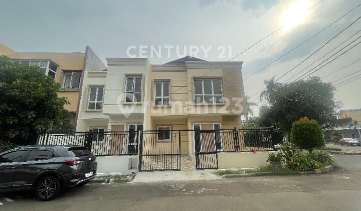 Rumah Hook Bagus 2 Lantai Baru Renovasi Strategis Aman Dan Nyaman
