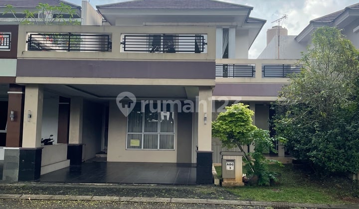 Disewakan: Rumah Cantik De Park BSD City - Siap Huni & Strategis