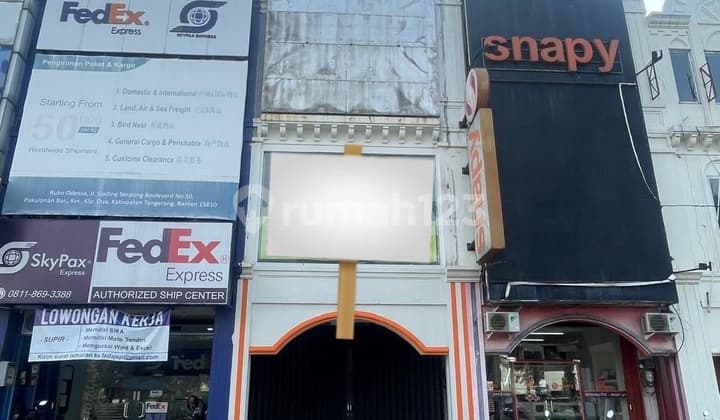 Ruko Bagus 3 Lantai Strategis Jalan Boulevard Cocok Buat Kantor