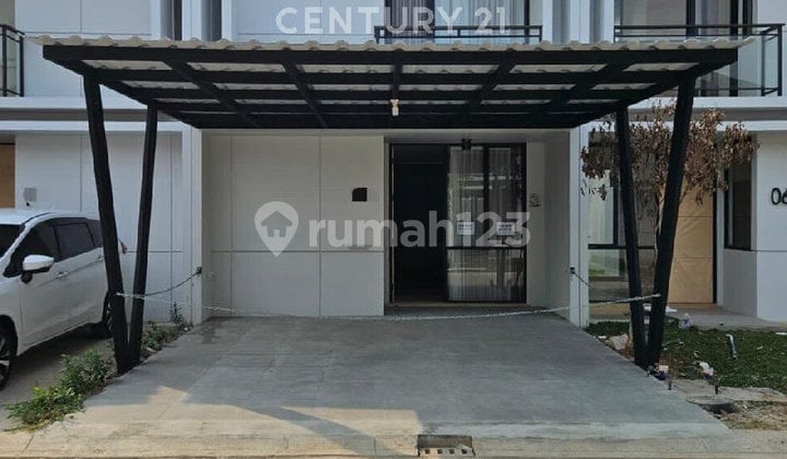 Rumah Bagus 2 Lantai Semi Furnished Strategis Nyaman Dekat Kampus