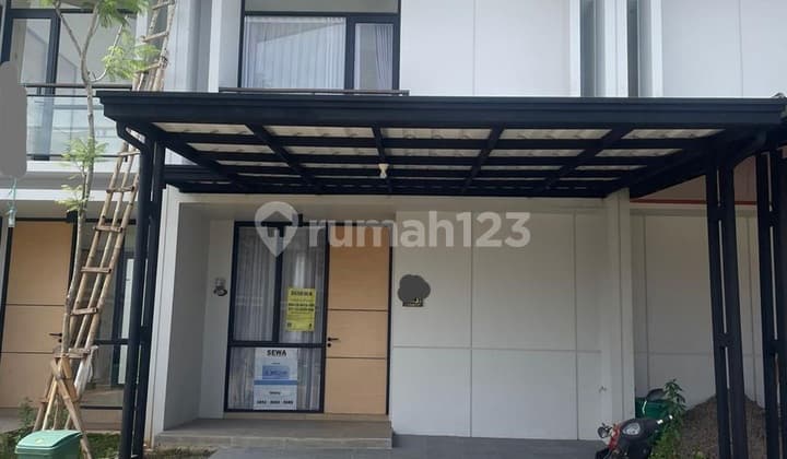 Disewa Rumah Bagus 2 Lantai Semi Furnished Dekat Kampus Uph