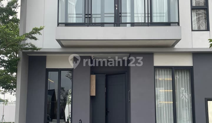 Rumah Bangunan Baru Cluster Lily Lingkungan Asri Dekat Pintu Tol