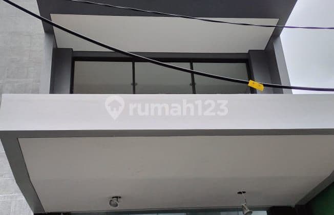 Dijual Ruko 3 Lantai Harga Bisa Nego Banyak di Jl Raya Legian Kuta Bali