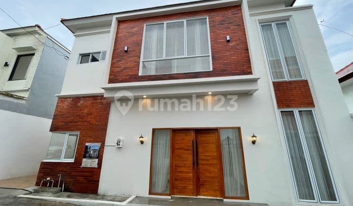 Modern 2 Bedroom Villa Near GWK - Rare Freehold SHM!