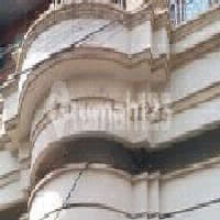 Ready-to-Occupy 4-Story House Beside Mall in Pekunden