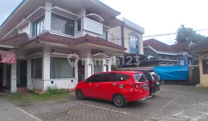 Dijual Tanah 2000 Meter Dekat Malioboro Bonus Rumah Produksi dan Ruang Usaha Cocok untuk Hotel