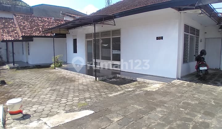 Dijual Rumah Classic Dekat Sma Negeri 1