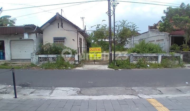 Dijual Tanah Dalam Beteng Kraton Cocok untuk Homestay Harga di Bawah Pasaran