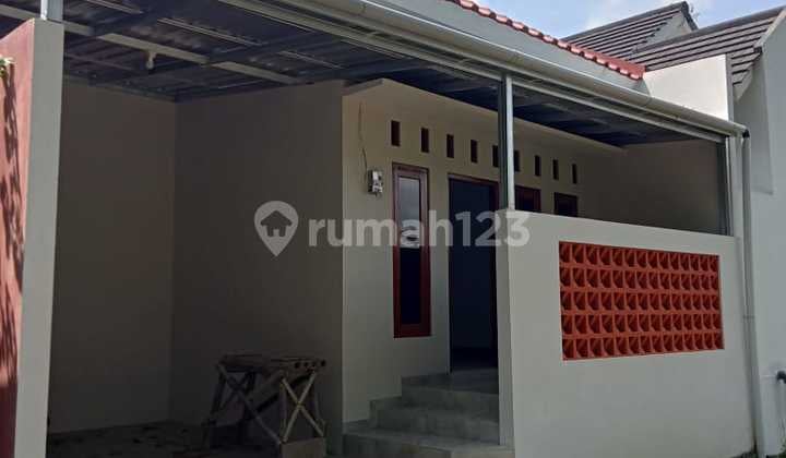 Dijual Rumah Baru Dekat Kasongan