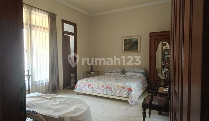 Termurah Rumah Kokoh Siap Huni Terawat Pakuwon Indah Dekat Tol Wiyung Citraland Unesa Graha Family