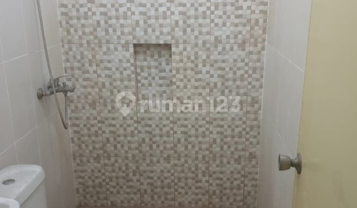 Langka Jarang Ada Termurah Rumah Minimalis 2 Lantai Siap Huni Di Perumahan Griya Asri Pakuwon City Surabaya Timur Dekat Merr