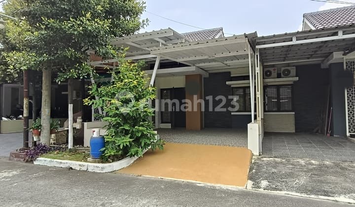 House Fully Renovated in Acacia Cluster, Harapan Mulya Bekasi