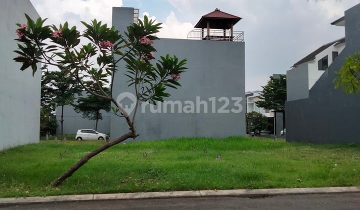 Affordable Plot Facing Main Road in Yarra JGC Cakung Cluster