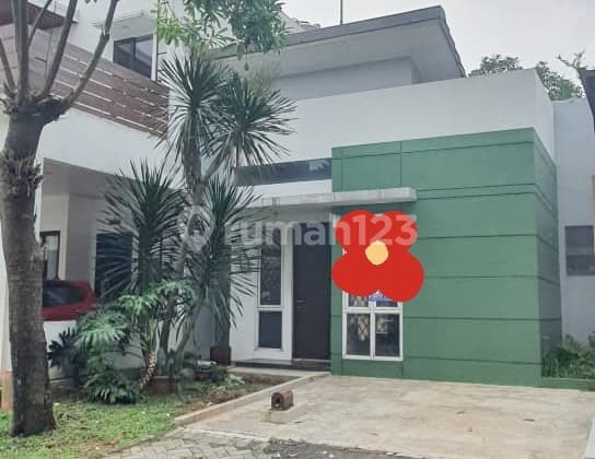 Minimalist House in a Cluster Near the Toll Road and Other Facilities with a Quiet Environment and 24-Hour Security at The Icon BSD (Dianmad)