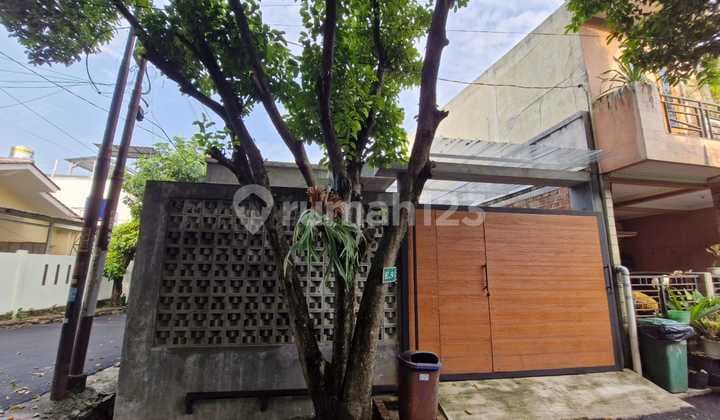 Rumah SHM Konsep Industrial Dalam Komplek, Lokasi Strategis Dan Aman