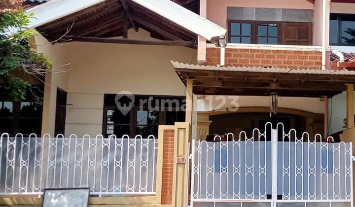Rumah Siap Huni, 2 Lantai, Hrg Dibawah Pasar, Di Mekarsari Depok
