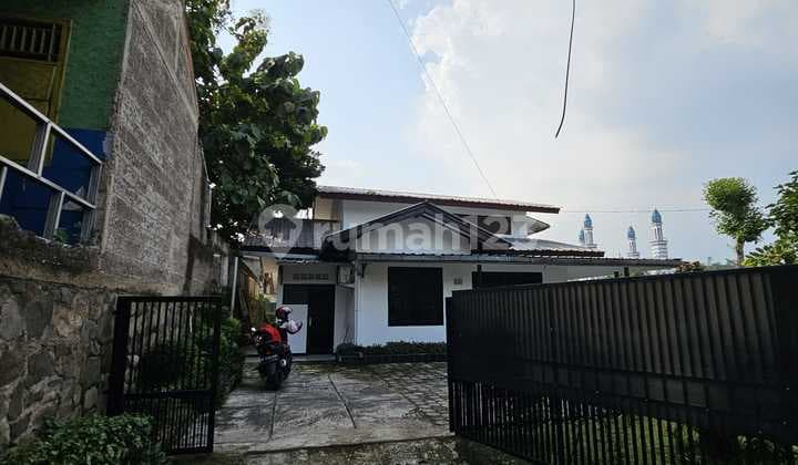 Rumah 2 Lantai di Cipayung, Depok Siap Huni Rasa Cottage