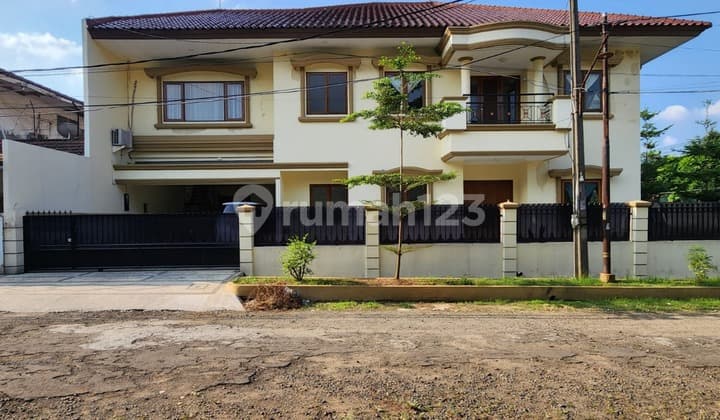 Rumah mewah di Cinere FREE BPHTB, Lokasi strategis Bebas pajak dan bebas notaris