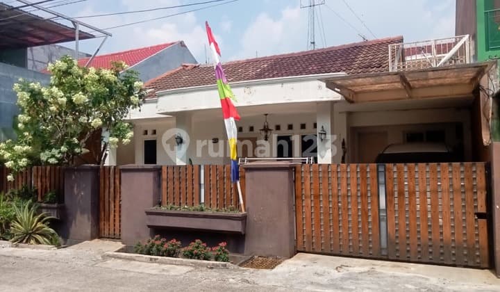 Rumah Siap Huni, Asri Dan Nyaman, Dekat Tol Cijago Depok