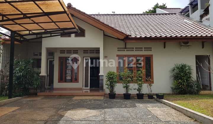 Ready-to-Occupy and Strategic House in South Jakarta