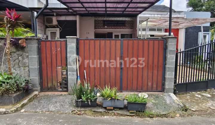 Rumah siap huni lokasi strategis