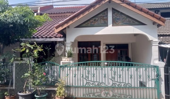Rumah 2 Lantai Siap Huni, Jl. Duta Pelni, Dekat Tol Cijago, Depok