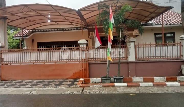 Siap Huni @ Jln Utama, Cocok u/Usaha Kursus/Klinik, Tugu - Depok