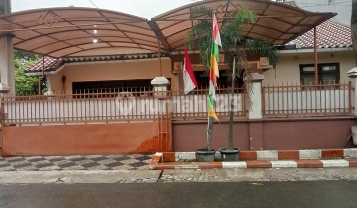 Siap Huni @ Jln Utama, Cocok u/Usaha Kursus/Klinik, Tugu - Depok