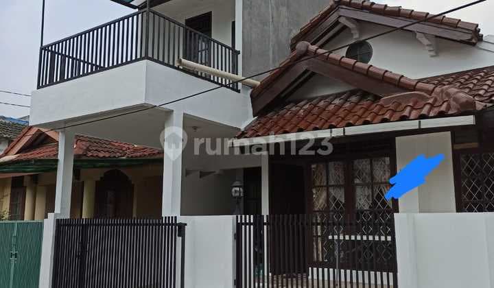 Rumah Bagus Semi Furnished SHM Bintaro Sektor 9