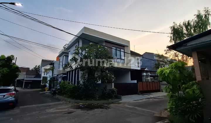 SHM House Graha Raya, South Tangerang