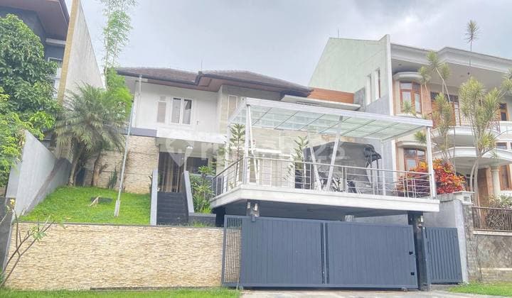 Rumah Lux Full Furnished Siap Huni Dalam Komplek Elit Setra Duta