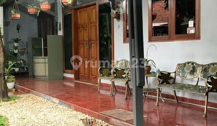 Dijual Rumah Hunian Luas Lokasi Strategis di Regol