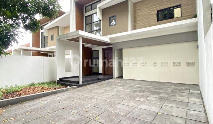 Turun Harga Rumah Baru Siap Huni di Tengah Kota Bandung