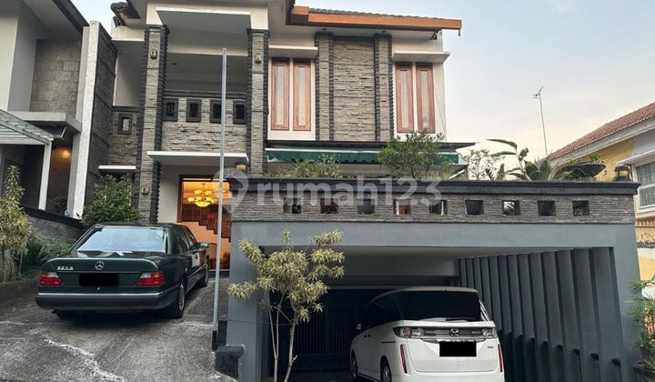 Rumah Lux Siap Huni 2 Lantai Lokasi Strategis Deket Dago