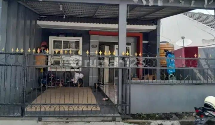 Rumah Minimalis Siap Huni Lokasi Dalam Komplek di Jatihandap