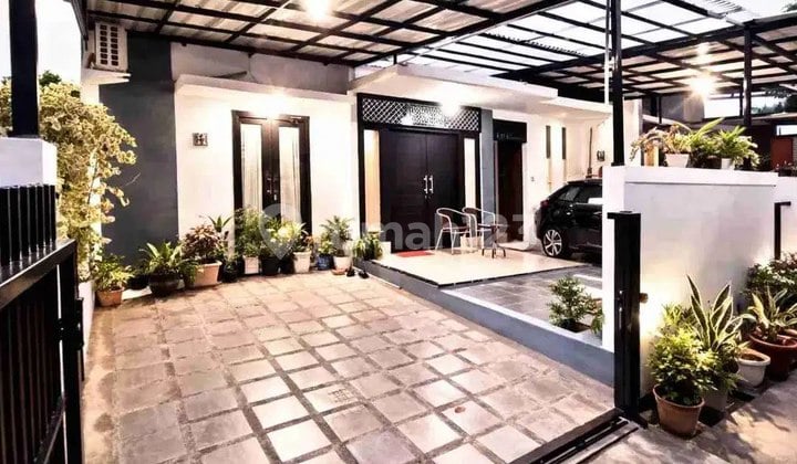 Dijual Cepat Rumah Mininalis Siap Huni Lokasi Best di Batununggal