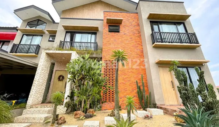 Dijual Cepat Villa Mewah Lokasi Strategis Cocok untuk Invest
