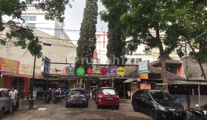 For Sale House Suitable for Business Office Prime Location in Sayap Riau