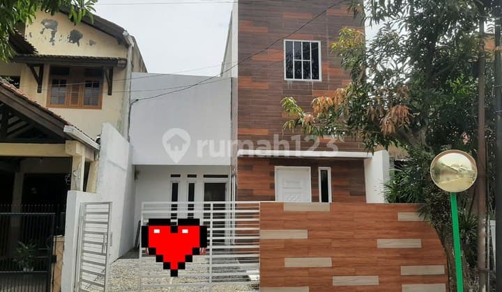 Turun Harga! Rumah Baru Siap Huni Lokasi Strategis di Antapani