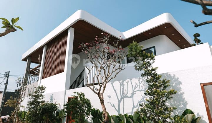 Leasehold 30 Years, Exclusive Villa Located Only 10 Minutes From Sanur Beach (ready Unit)