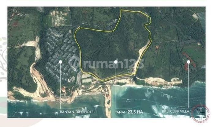 Land on the cliffs of Melasti Beach with eternal ocean views