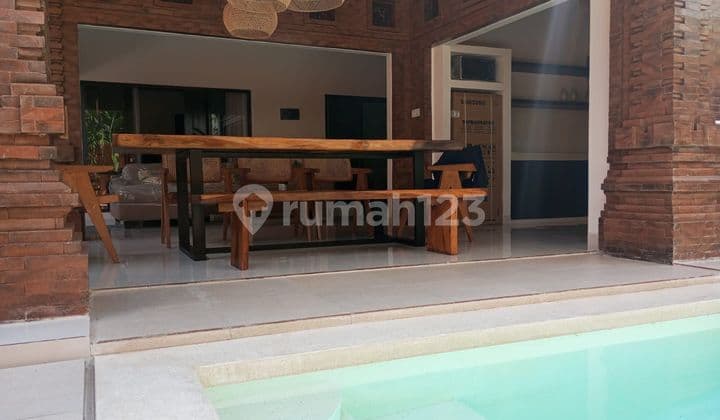 New villa ready to live in near the edge of the rice fields in Ubud, Gianyar, Bali