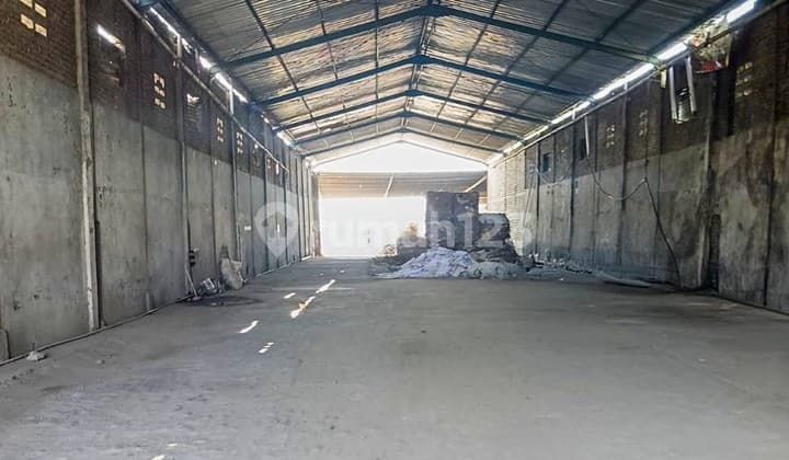 Dijual Gudang Raya Slempit Kedamean Gresik Jawa Timur