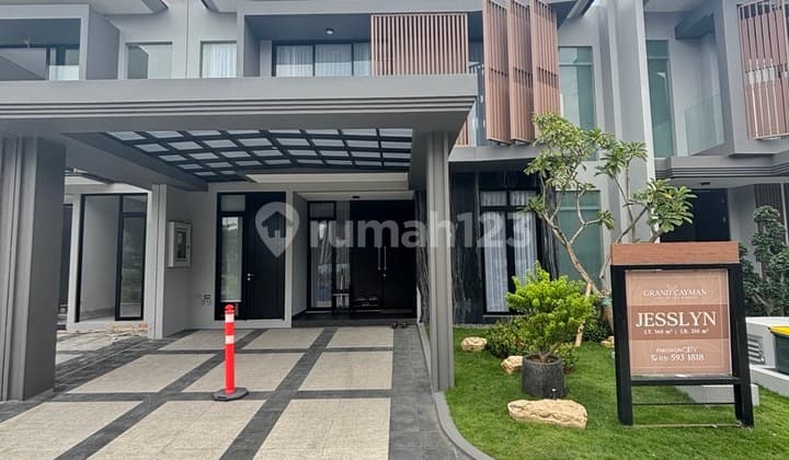 Dijual Rumah Pakuwon City Grand Cayman Surabaya Dekat Kertajaya Dharmahusada