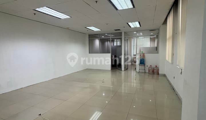 Disewakan Office Space Kantor Jalan Basuki Rahmat Surabaya Pusat