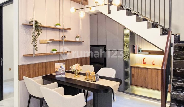 Dijual Rumah Dukuh Kupang SHM Surabaya