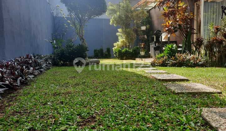 Rumah Mewah Nyaman di Tatar Rambut Kasih Kota Baru Parahyangan