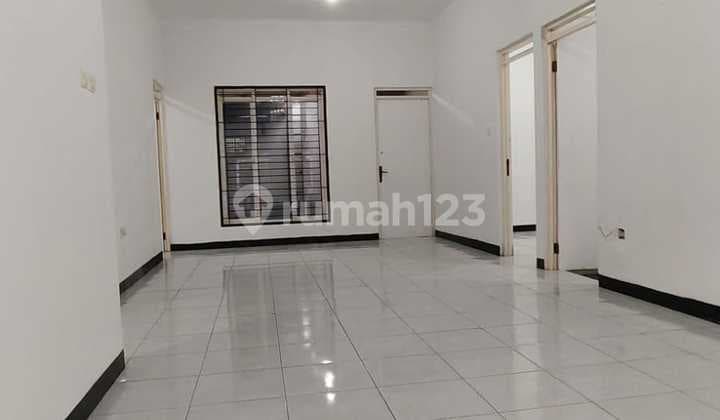 For Sale or Rent Nice House in Taman Kopo Indah 3 Bandung