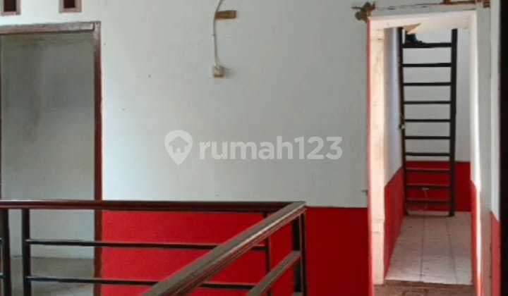 2-Storey House / Office for Rent with 2 Fronts on Antapani Main Road, Bandung
