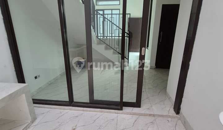 Cheap Ready-to-Occupy House for Sale in Cisaranten Kulon Arcamanik Bandung